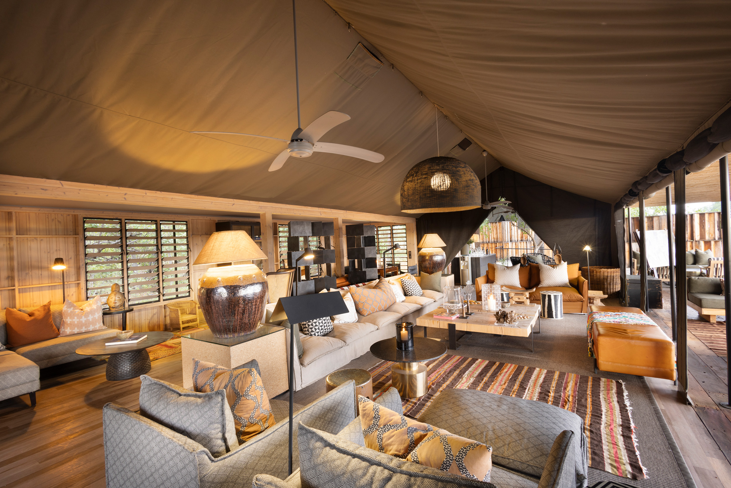 Machaba Web Home Our Camps Lodges Lodge Interior Machaba Web Home Our Camps Lodges Lodge Interior