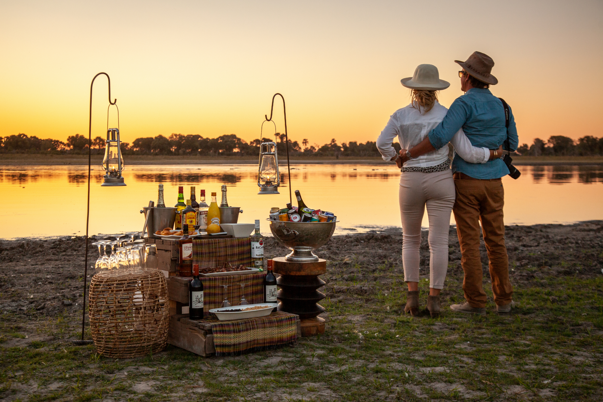 Machaba Gomoti Experience Safari Sunset Drinks Mvr 004 Machaba Gomoti Experience Safari Sunset Drinks Mvr 004