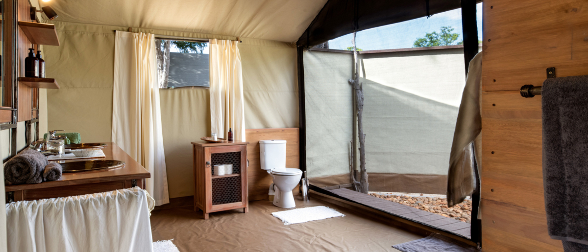 Machaba Zimbabwe Mana Pools Ingwe Pan Bathroom View Machaba Zimbabwe Mana Pools Ingwe Pan Bathroom View