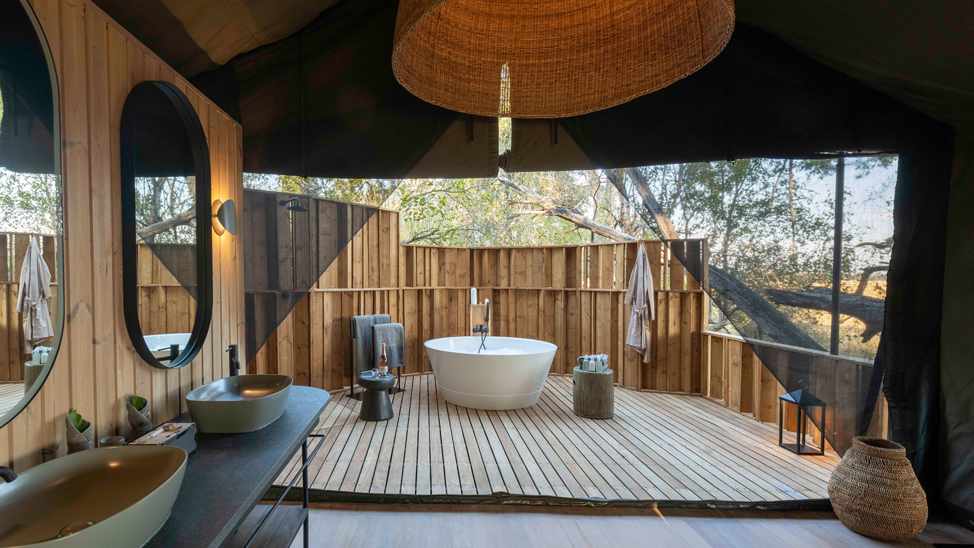 Full En Suite Bathroom Full En Suite Bathroom