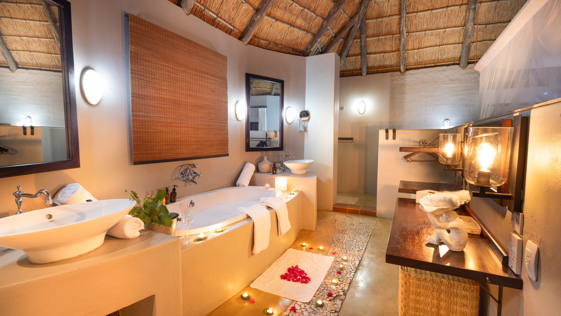 Machaba Safaris Web Ngoma Lodge Suites Banner Bathroom Machaba Safaris Web Ngoma Lodge Suites Banner Bathroom