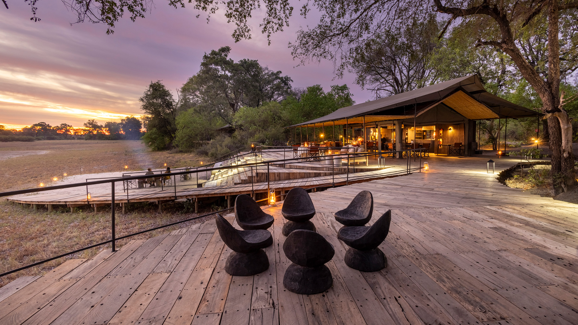 Machaba Safaris Web Kiri Camp Gallery Chairs On Deck