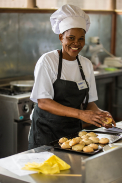 Machaba Safaris Botswana Safaris Dining Fun Is A Priority