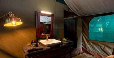 Machaba Zimbabwe Mana River Room Bathroom