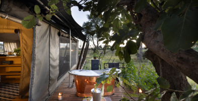 Machaba Web Botswana Gomoi Private Rooms Bath Outside