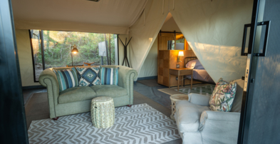 Machaba Safaris Machaba Camp Family Room Gallery Lounge