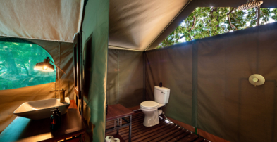 Machaba Web Zimbabwe Mana Pools Double Room Western Toilets