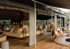 Machaba Safaris Web Botswana Gomoti Camp Gallery Lounge